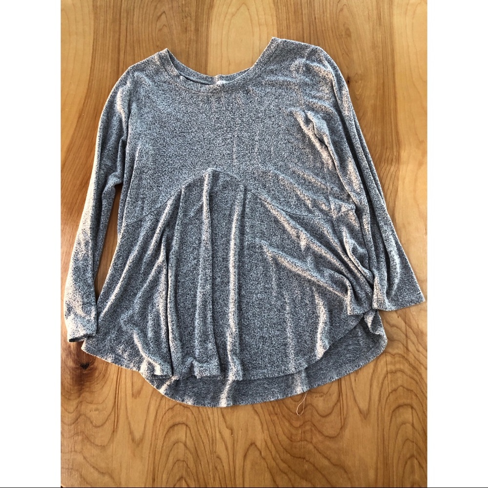 SOFTEST L flowy long sleeve heather grey shirt